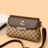 Retro checkerboard style shoulder bag, cross-border high-end feel, light luxury crossbody bag, simple and versatile fashion, large capacity mother bag