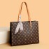 High end fashion bag for women 2024 new retro printed large capacity tote bag versatile underarm shoulder bag for women