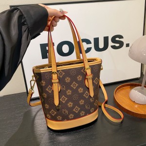 Bucket bag for women 2024 new retro vintage vintage floral simple niche high-end women's handbag diagonal cross small women's bag