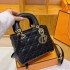 Cross border Concubine Bag 2024 Luxury Bag for Women, Light Luxury Small Square Wind Lingge Handbag, Diagonal Cross Bag, Single Shoulder Bag for Women