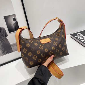 Internet celebrity retro printed bag for women 2024 new European and American fashion armpit bag, high-end and versatile diagonal shoulder bag