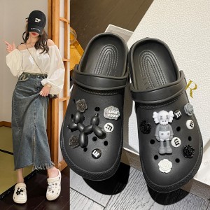 Cave shoes for women summer wear 2023 new DIY cartoon ins style thick sole anti slip and poop feeling EVA cool slippers