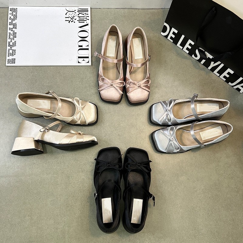 2025 Spring/Summer New Satin Bow Square Head Mary Jane Heel Shoes Explosive Horseshoe Heel Strap Buckle Single Shoes