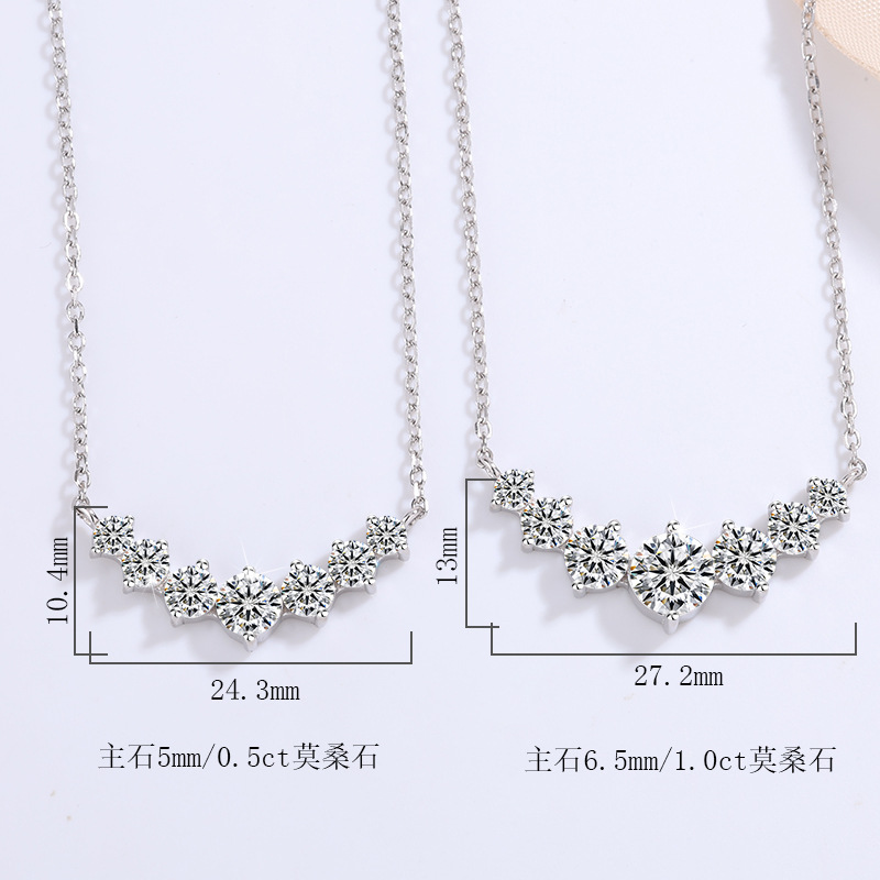 S925 pure silver pendant, women's simple smile, seven princess collarbone, 1.7 carats, D-color moissanite necklace, cross-border hot selling