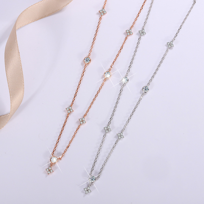 S925 Silver Mozambique Diamond Four Leaf Clover Starry Sky Necklace Ins, niche design, light luxury temperament, collarbone chain, gift to best friend