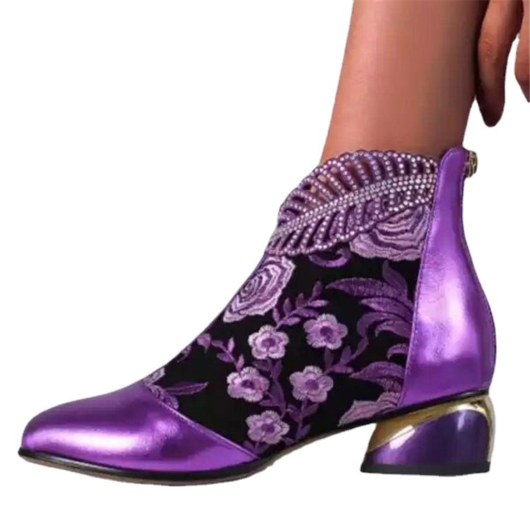 Mid heeled ethnic style women's shoes embroidered with rhinestones, thick heel, autumn and winter women's boots, plus size, foreign trade Martin women's short boots, 2025 new style