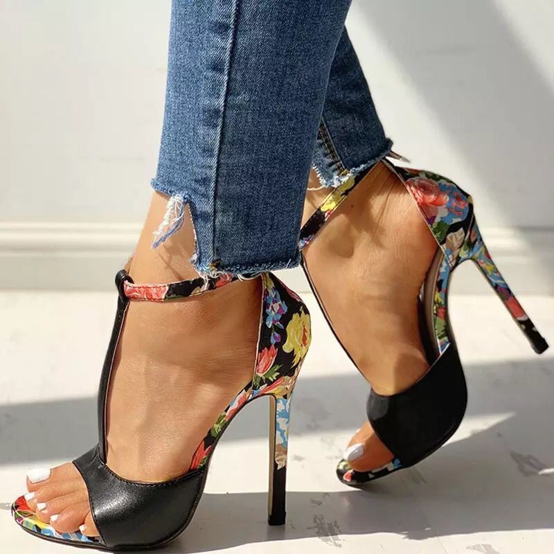 AliExpress Wish in stock European and American size 41 plus women's shoes with slim heels, super high heels, hollowed out buckle, fishmouth sandals for women's summer