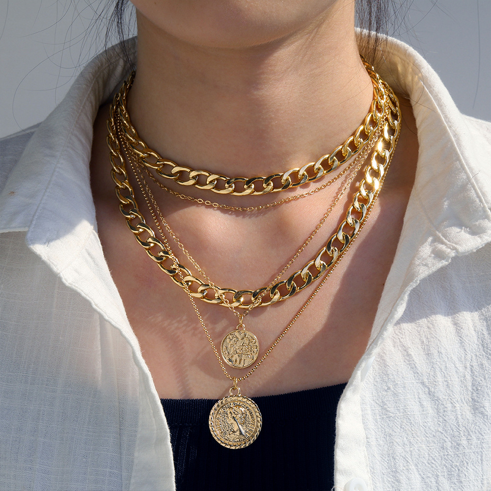 New European and American jewelry multi-layer round pendant necklace, women's fashion trend accessories, Amazon cross-border wholesale