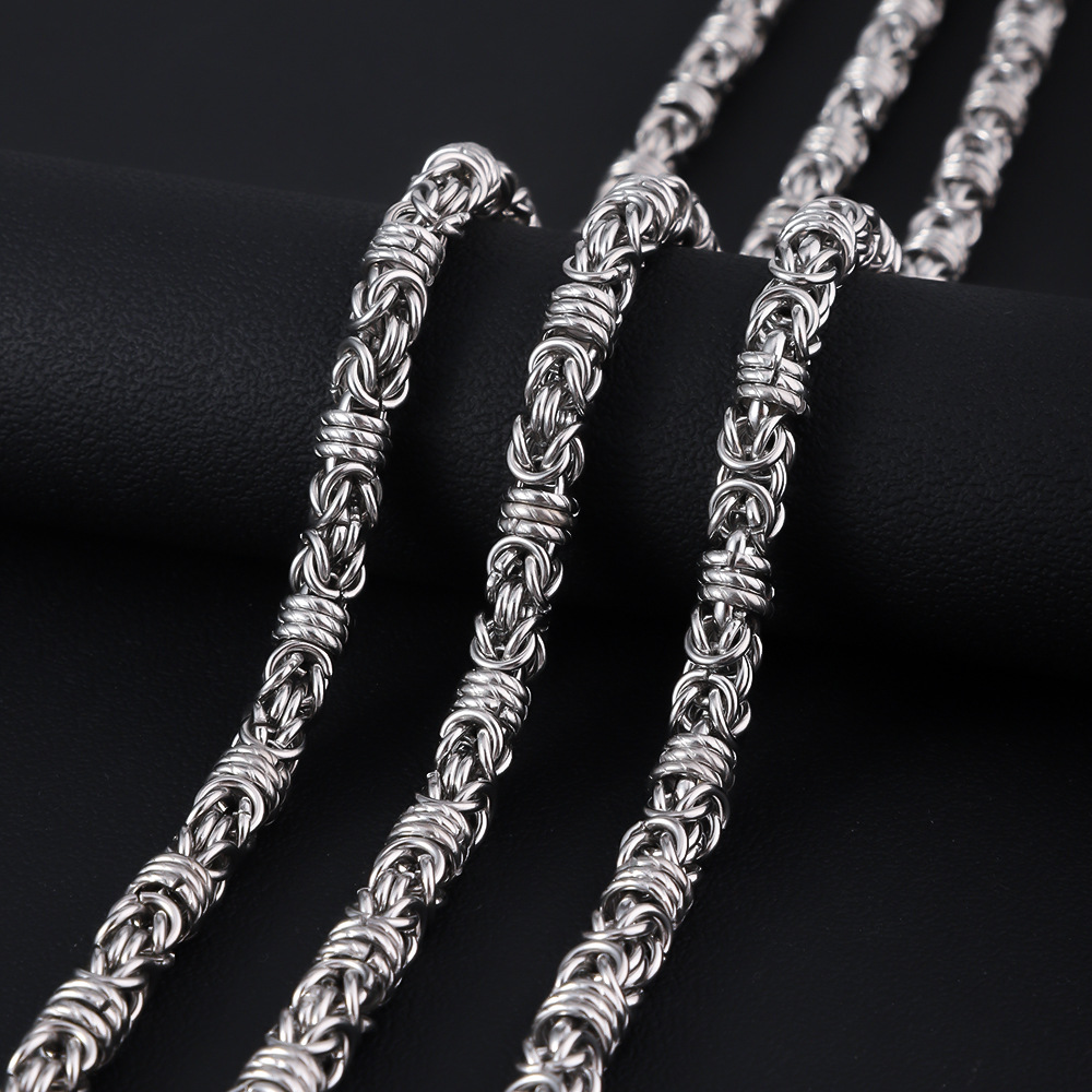 Cross border stainless steel necklace, hand woven loop interlocking keel chain, European and American men's Cuban chain, titanium steel bracelet