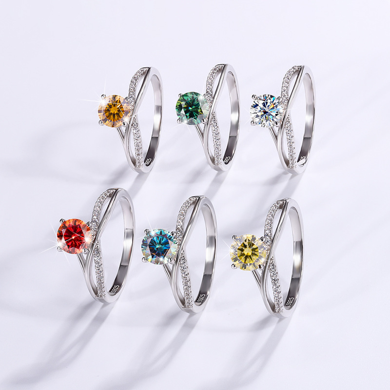 Live streaming source factory One carat Star River Four Claws hot selling classic wedding 925 sterling silver D-color Mozambique diamond ring for women