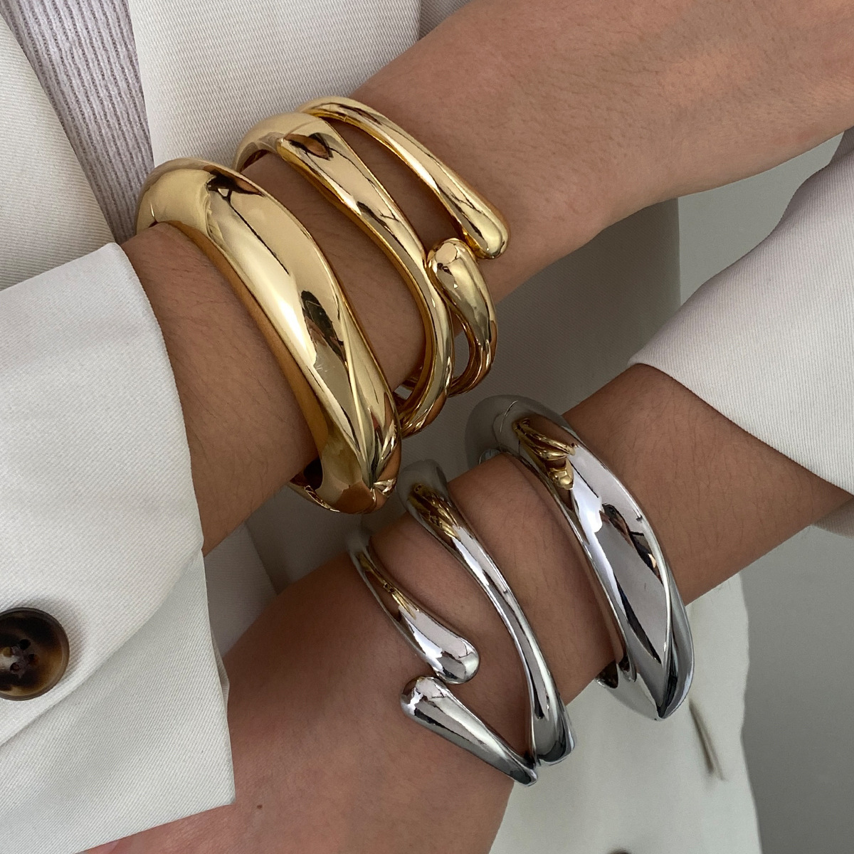 European and American cross-border exaggerated ins heavy industry design sense, metal smooth surface bracelet, geometric personality, wide wristband, brass