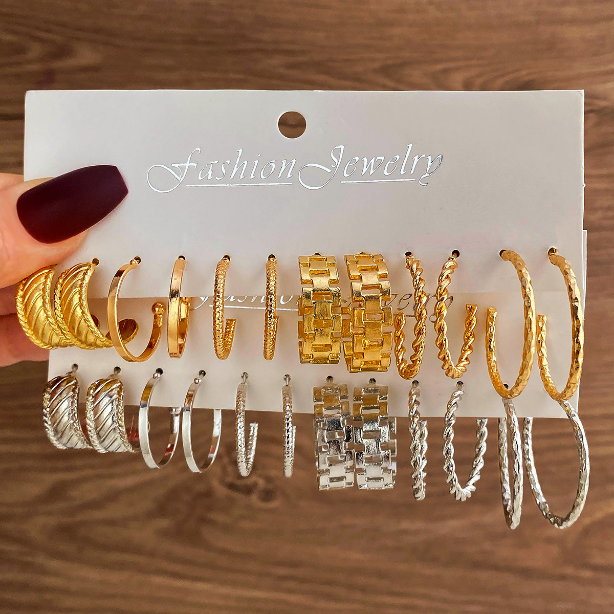 European and American cross-border new light luxury jewelry ins card earrings creative gold watch chain style 6-piece set earrings wholesale