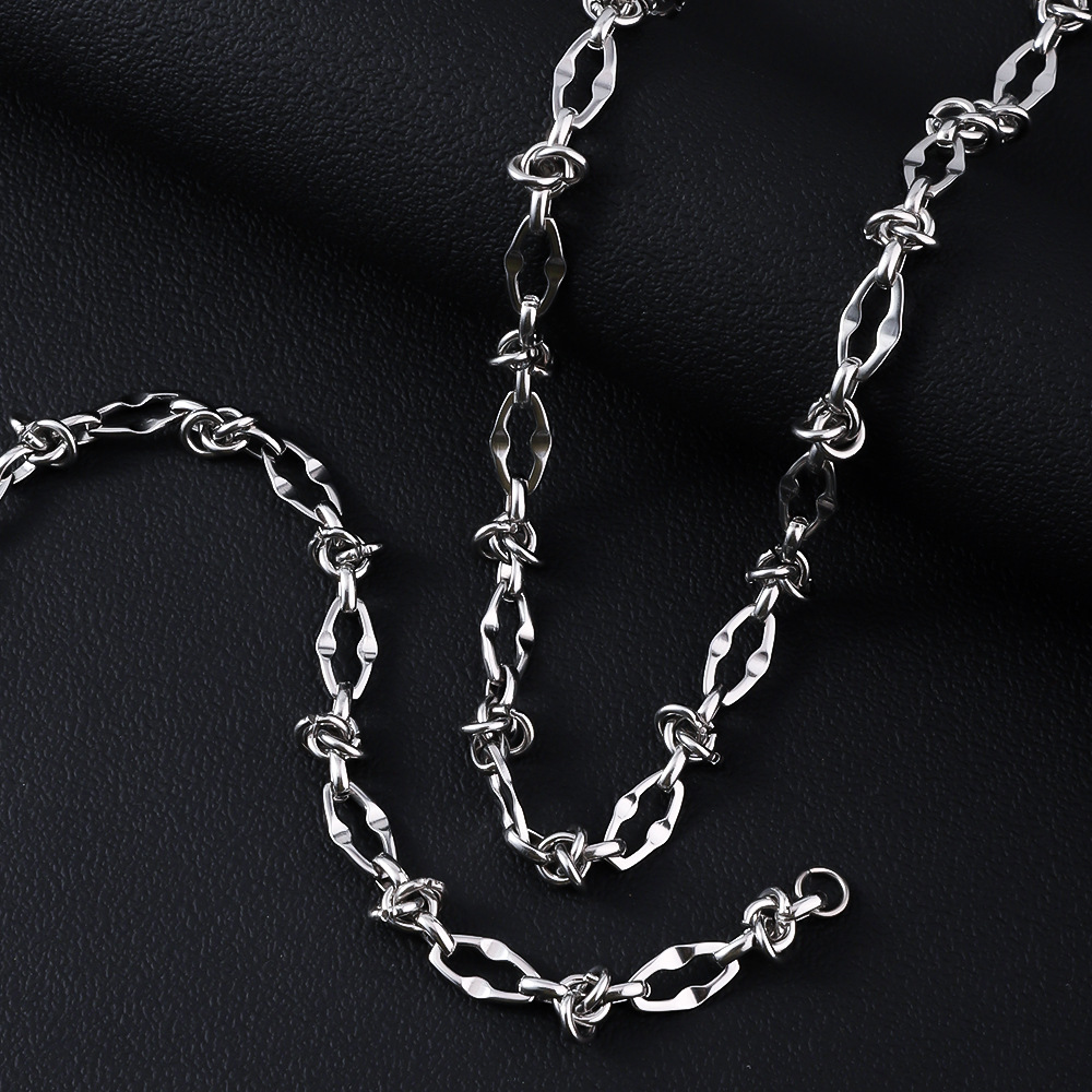Stainless steel knotted lip chain necklace, men's hip-hop style sweater chain, trendy Cuban chain, plain chain, titanium steel bracelet