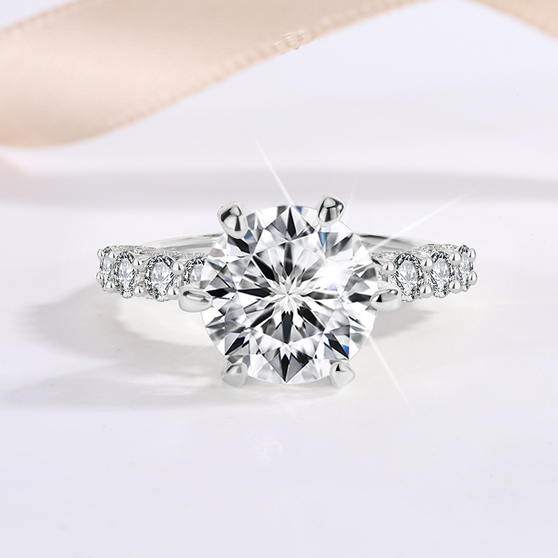 Cross border hot selling S925 silver 5-carat moissani diamond ring luxury white moonlight six claw wedding ring live broadcast manufacturer wholesale