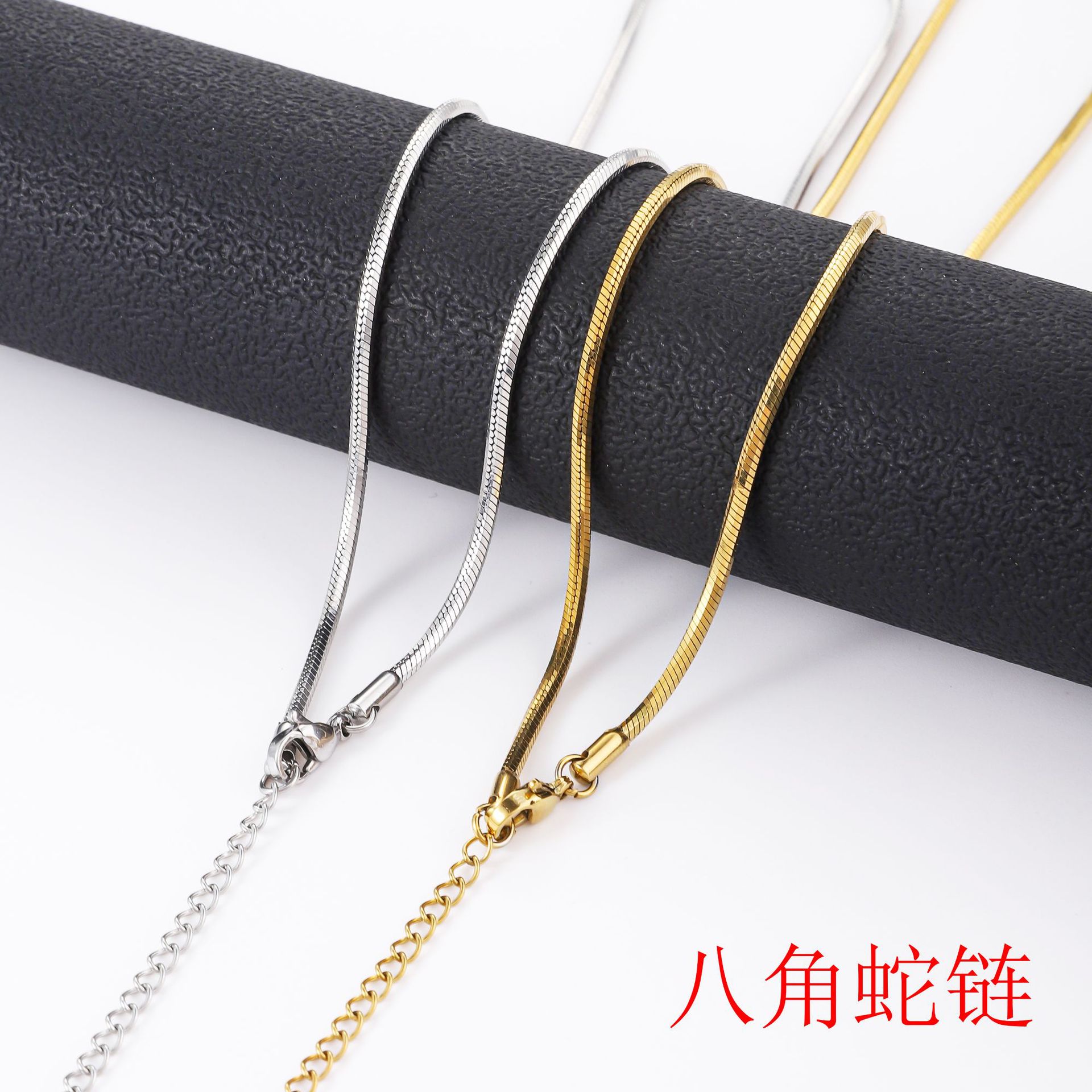 Stainless steel octagonal snake chain necklace, cross-border hot selling snake bone chain, fashionable collarbone chain, women's 18K gold plated titanium steel necklace