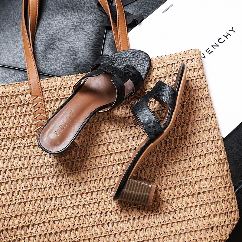 High heeled slippers for women, thick heels, sandals for outdoor wear, 2025 new style sandals, fashionable 5cm, versatile, one-piece mop for hair replacement