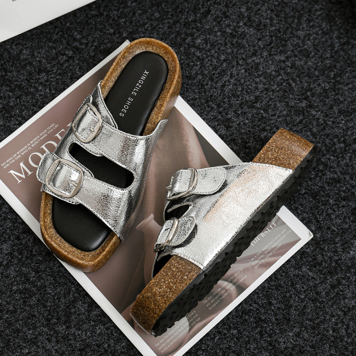 Thick soled slippers made of cowhide and genuine leather, with a straight strap and a double breasted anti slip beach shoe, suitable for summer outdoor wear and cool slippers
