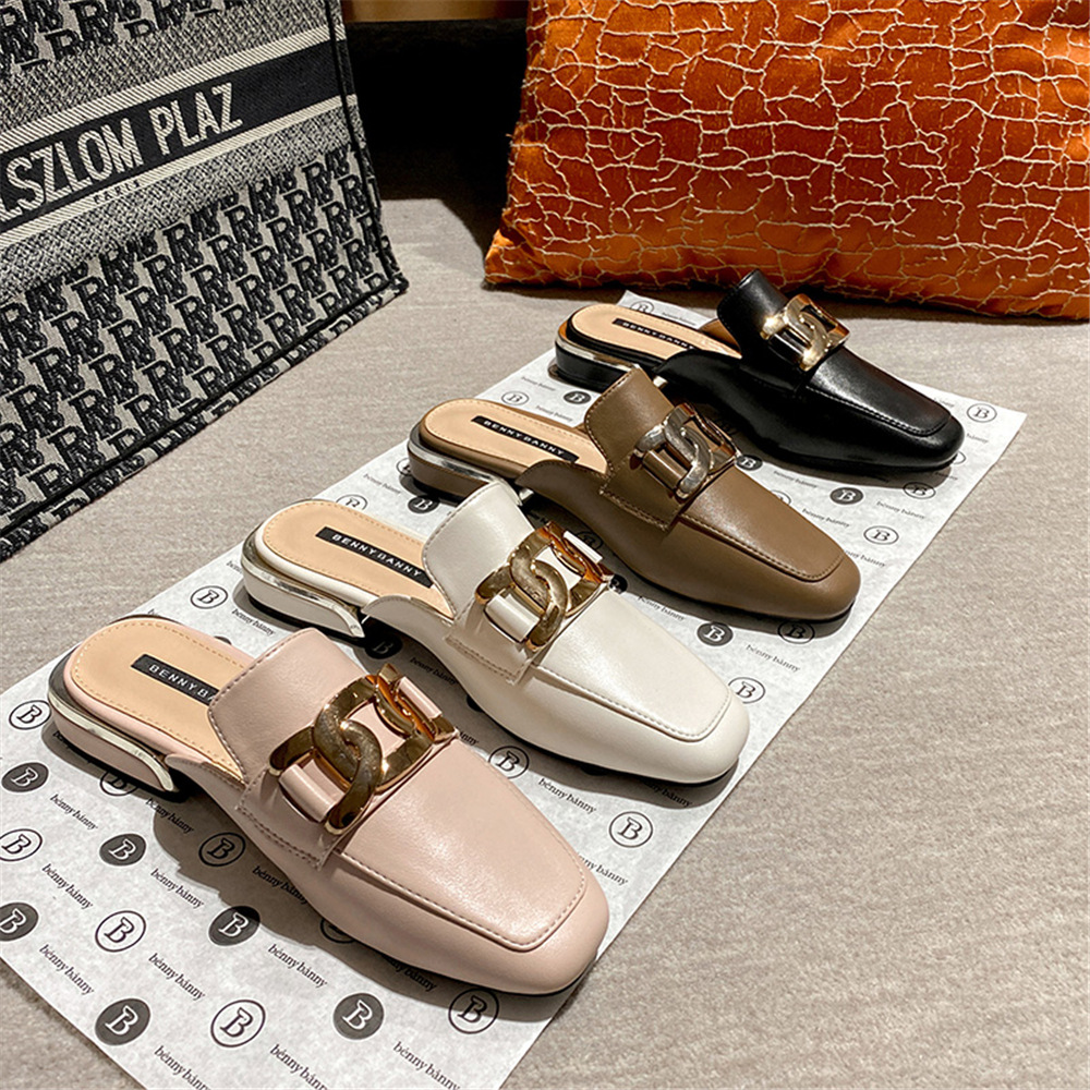 Genuine leather sandals with toe caps and half slippers for women's summer fashion wear, 2022 new style of cool slippers, thick matching shoes, internet famous M ü ller shoes