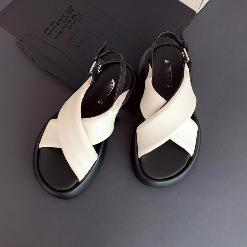 White Summer Cloud Cross Belt Casual Thick Bottom Bubble Bread Sandals 2023 New Outerwear Flat Slippers for Women