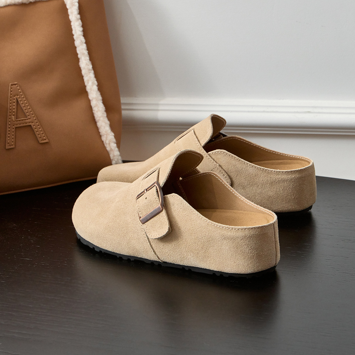 Women's leather thick soled casual shoes with increased height inside, new soft soled toe half slippers for spring 2025, Haken shoes