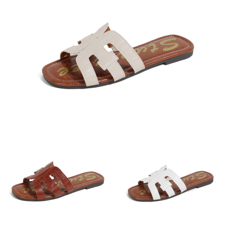 Slippers, women's outdoor wear, 2025 new style, fashionable and versatile for spring and summer, flat bottomed, straight drag, beach travel sandals, lizard pattern