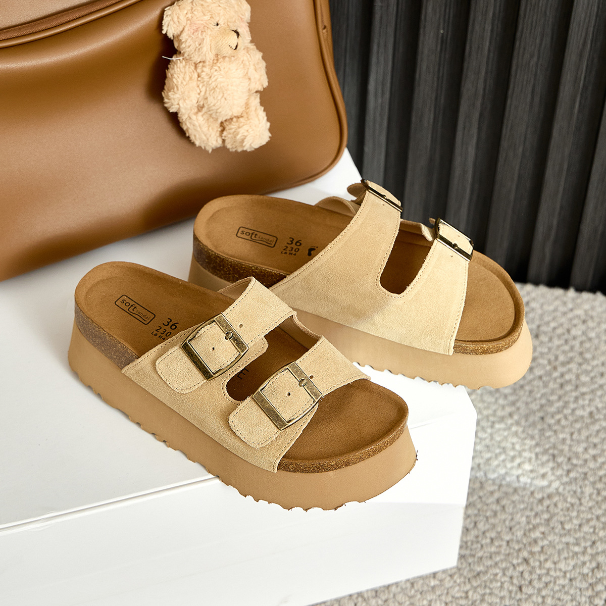 Leather slippers, thick soled Boken slippers, women's summer outdoor wear, lightweight and height increasing 7CM short shoes, Boken beach shoes