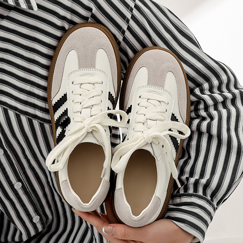 German training shoes, leather versatile women's shoes, white shoes, biscuit shoes, thick soled Korean version board shoes, Forrest Gump shoes, casual sports shoes for women