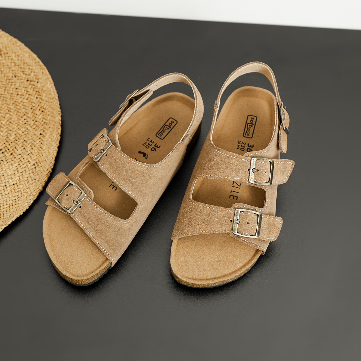 Real leather sandals for women in summer, flat bottomed beach shoes with anti slip and exposed toes, Japanese wooden soles, Roman thick soled sneakers