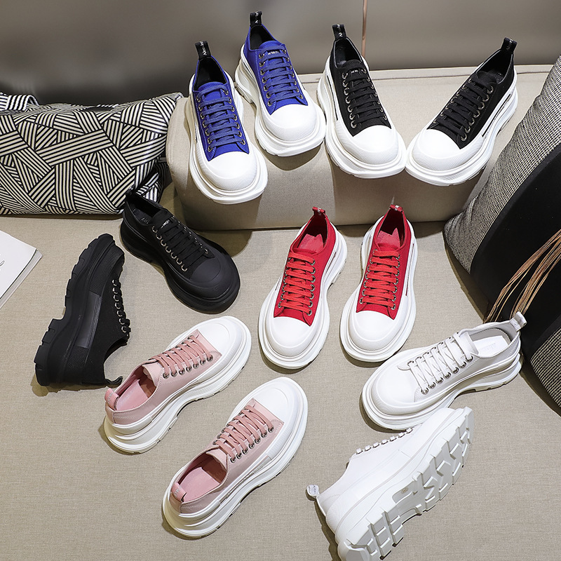 High version MQ McQueen white shoes for women, new style with sponge cake thick sole, height increasing, casual and versatile, low top canvas shoes for outdoor wear