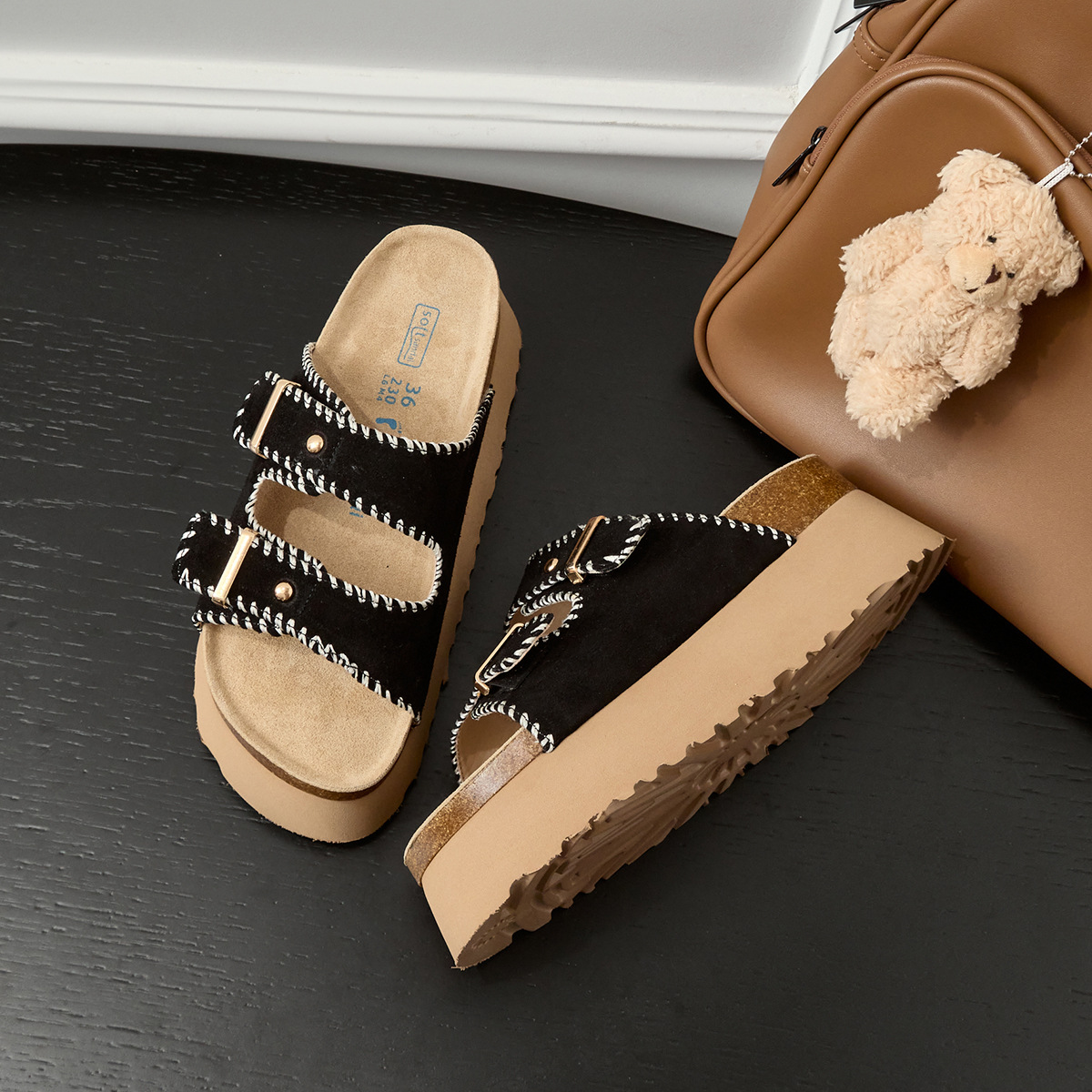 Genuine leather thick soled Boken slippers for women's outdoor wear, 2025 new summer super light and height increasing beach Boken sandals for women