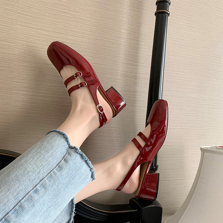 Red single shoe women's retro round toe shallow mouth summer 2023 new double breasted back hollow toe sandals Mary Jane