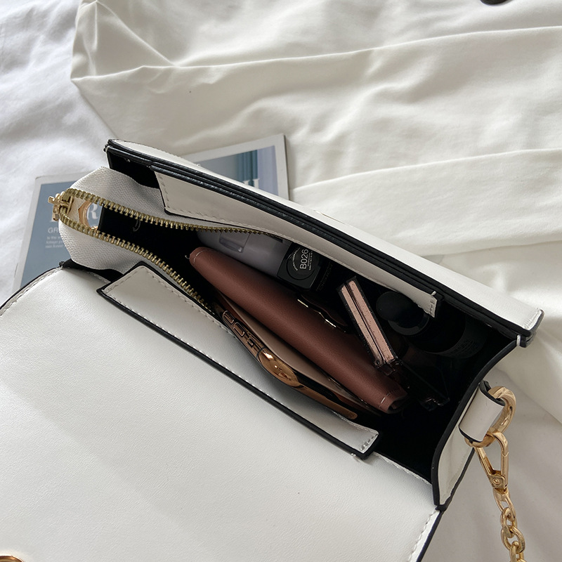 2024 New Fashion Single Shoulder Letter Small Square Bag Chain Strap Cross Shoulder Factory Goods Wholesale Large Capacity Cross border Bag Women's Trendy Pair