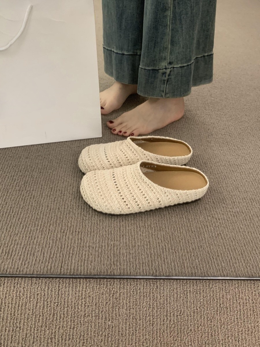French style niche handmade woven hollow breathable toe half slippers for women wearing Roman style thick soled M ü ller shoes outside