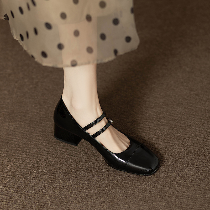 Retro versatile silver Mary Jane shoes for women 2023 spring and autumn thick heel with a single buckle and shallow mouth, single order shoes
