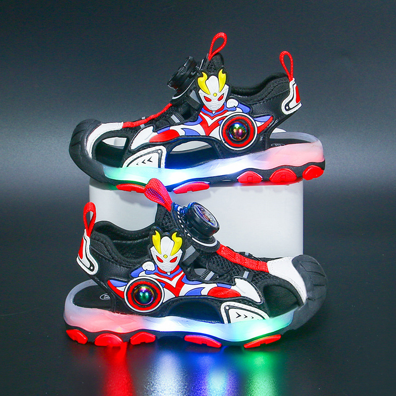 Boys' Headline Sandals with Lights 2025 Summer New Style Rotating Buckle Children's Shoes Anti Kicking Shoes for Middle and Primary School Students