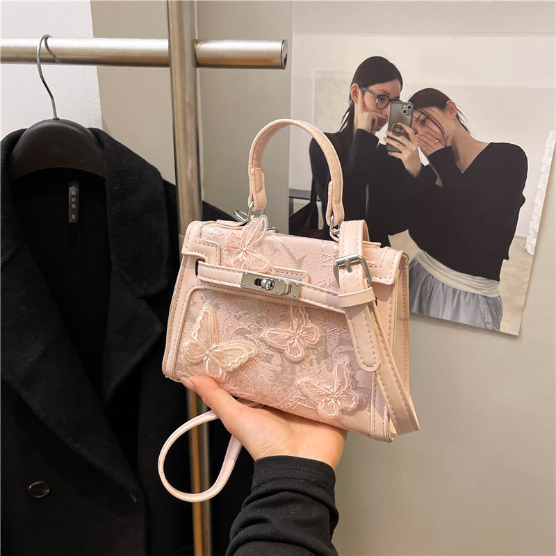 Advanced texture bag for women in spring 2025, new trendy and versatile hand-held small square bag, niche single shoulder crossbody bag
