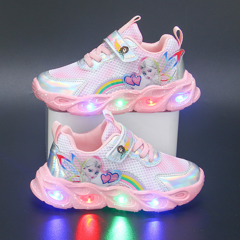 Girls' shoes with lights, 2024 autumn and winter new item with fleece insulation, leather surface, girls' sports shoes, little girls' princess shoes