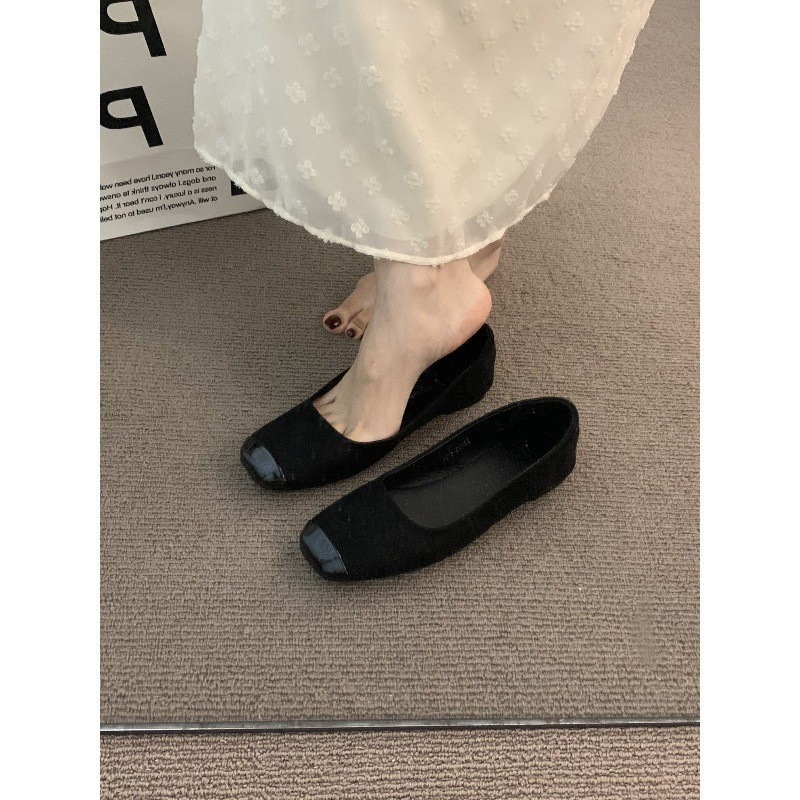 Flat bottomed French temperament Apricot single shoes Fairy women's shoes Spring and Autumn 2024 new summer gentle small fragrant style Evening grandma shoes