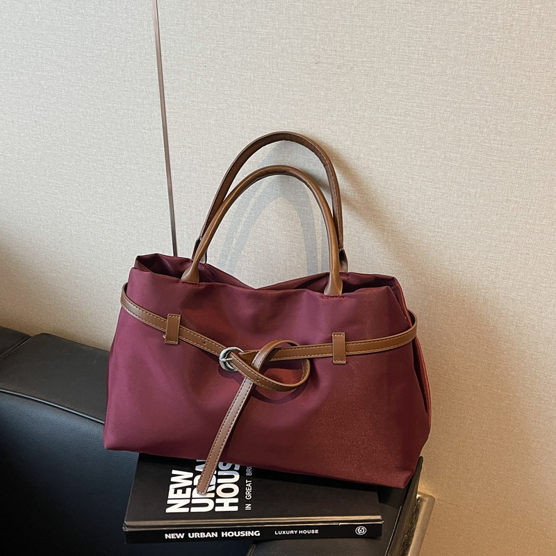 2025 New Handheld Large Capacity Shopping Bag for Outing, High end Women's Bag for Foreign Trade, Strong and Durable Cross border, Trendy and Fashionable