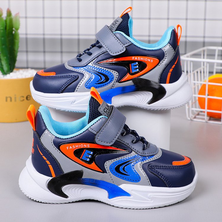 Children's shoes 2023 autumn and winter new item boys' leather sports shoes solid soft sole running shoes small and medium-sized children's shoes