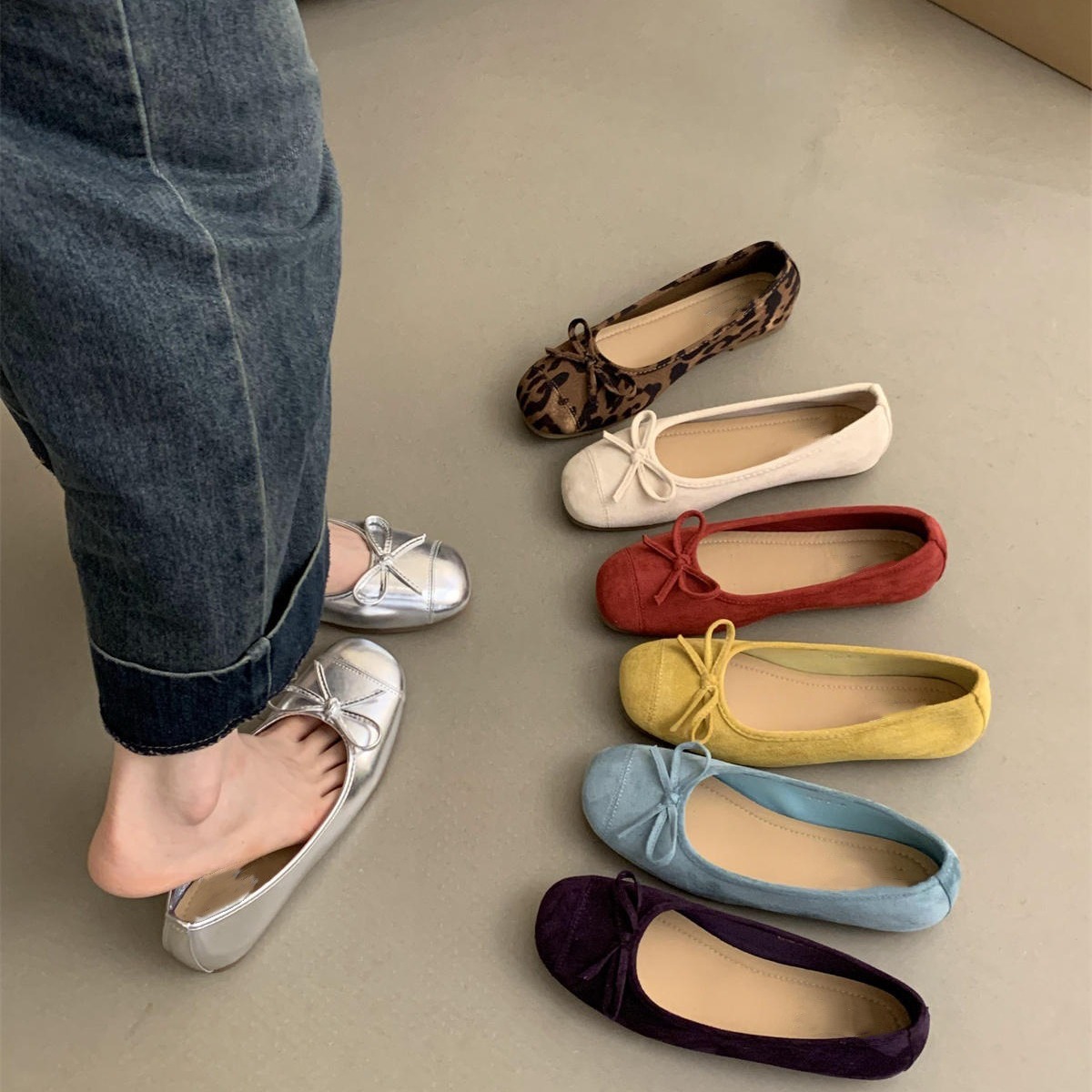 Silver light mouth single shoe women's spring and autumn French retro bean shoes women's flat bottom red grandma shoes gentle fairy ladle shoes
