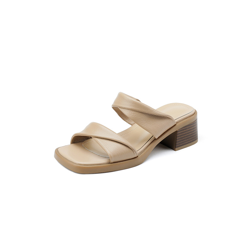 Wearing thick heeled sandals for women in the summer of 2025, new thick soled one-piece high-heeled slippers with fairy style sandals