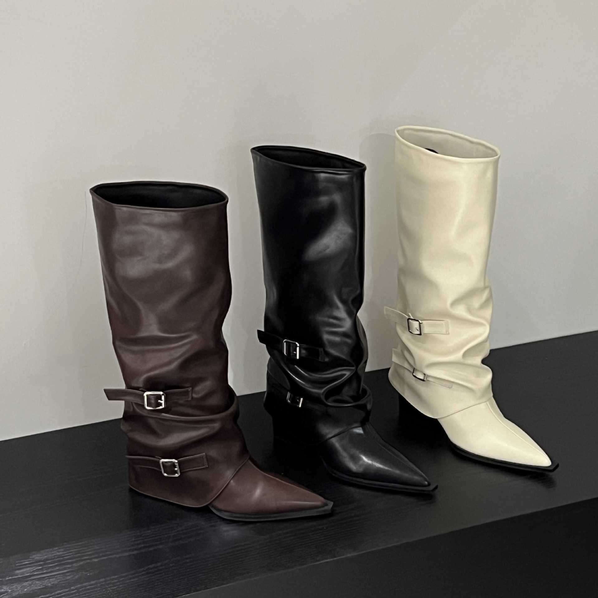 Belt buckle~Thick heeled boots, long boots, women's European and American hot girls, high boots, pointed black pants, boots, explosive street