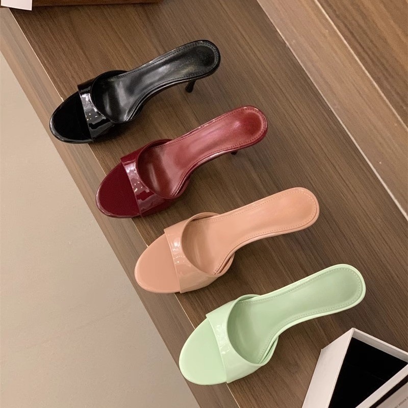 High heels 25 summer new style pointed toe exposed toe thin heel straight strap slippers for wearing out fashionable and versatile white and red sandals