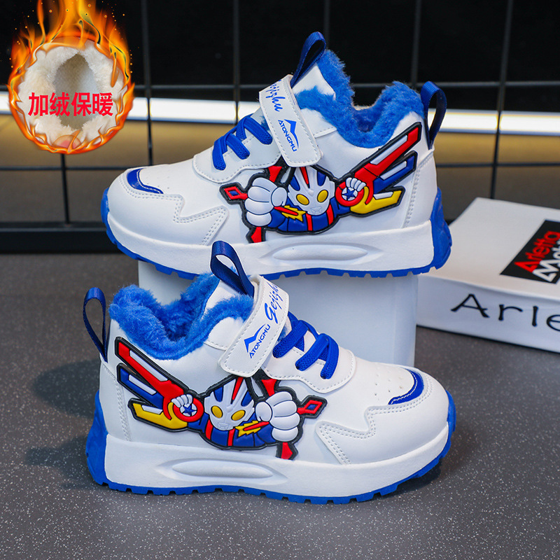 Children's sports shoes for spring and summer 2025, new style for boys' board shoes, breathable mesh surface, running shoes for middle and large children, boys and elementary school students