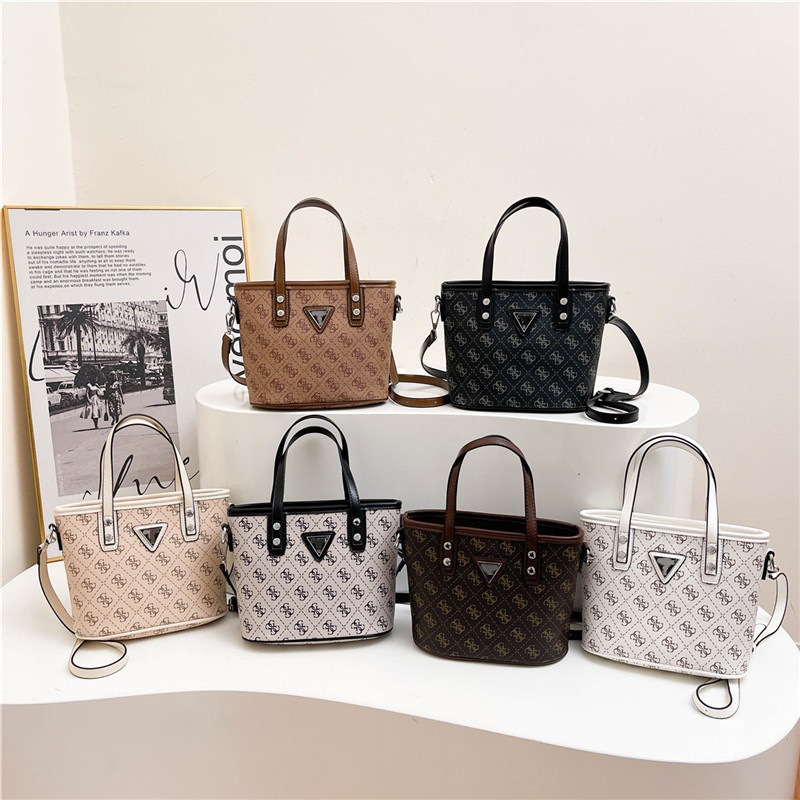 2025 New Bucket Women's Bag Handheld Hot Selling Fashionable Versatile Shoulder Bag Niche Foreign Trade Cross border Crossbody Bag