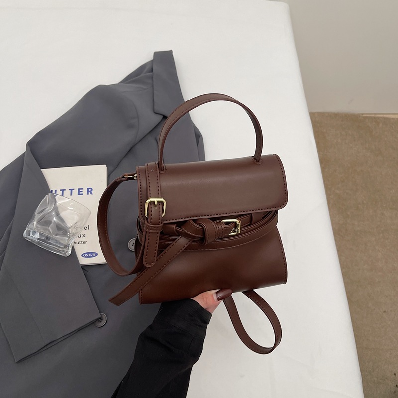 Belt decoration tote bag ins handbag 2025 niche fashion single shoulder crossbody women's bag foreign trade cross-border