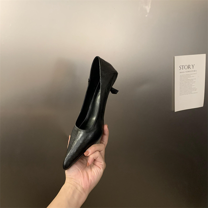 2024 autumn and winter new pointed shallow mouth high heels leopard print fashion versatile temperament commuting low heel kitten order shoes