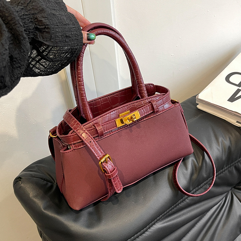 2024 Autumn New Fashion Kelly Bag Retro Splicing Crossbody Bag Fashion Handbag Women's Bag Foreign Trade Cross border Trendy Match