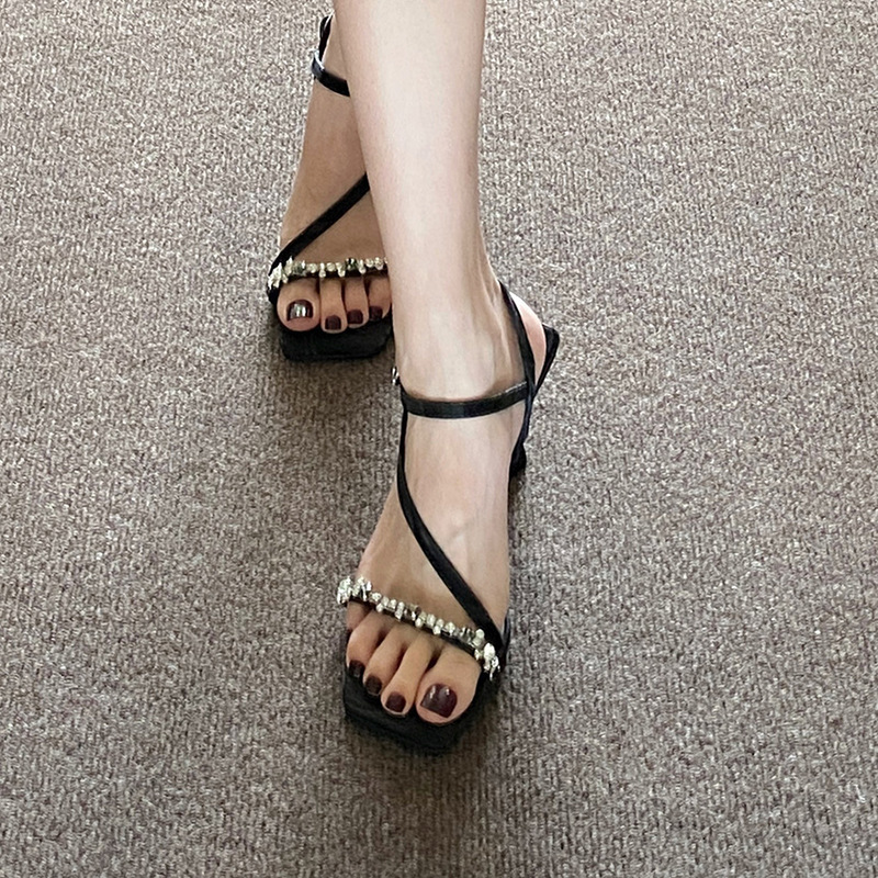Sandals for women with a niche design, new black open toe rhinestone buckle with slim heels, summer high heels